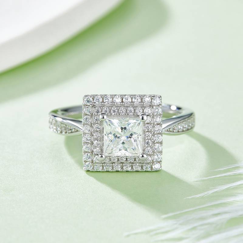 豪镶正方形S925银镀白金MoissaniteWomen's Ring1.0ctD级